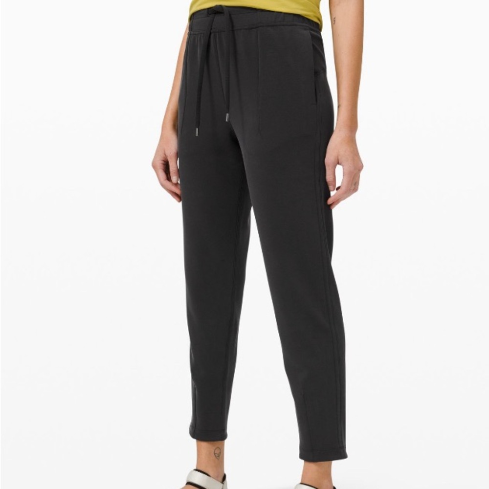Lululemon soft ambitions high-rise jogger